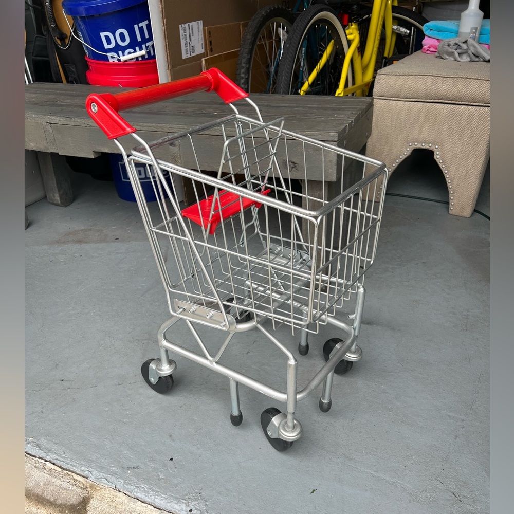 Melissa & Doug Metal Shopping Cart